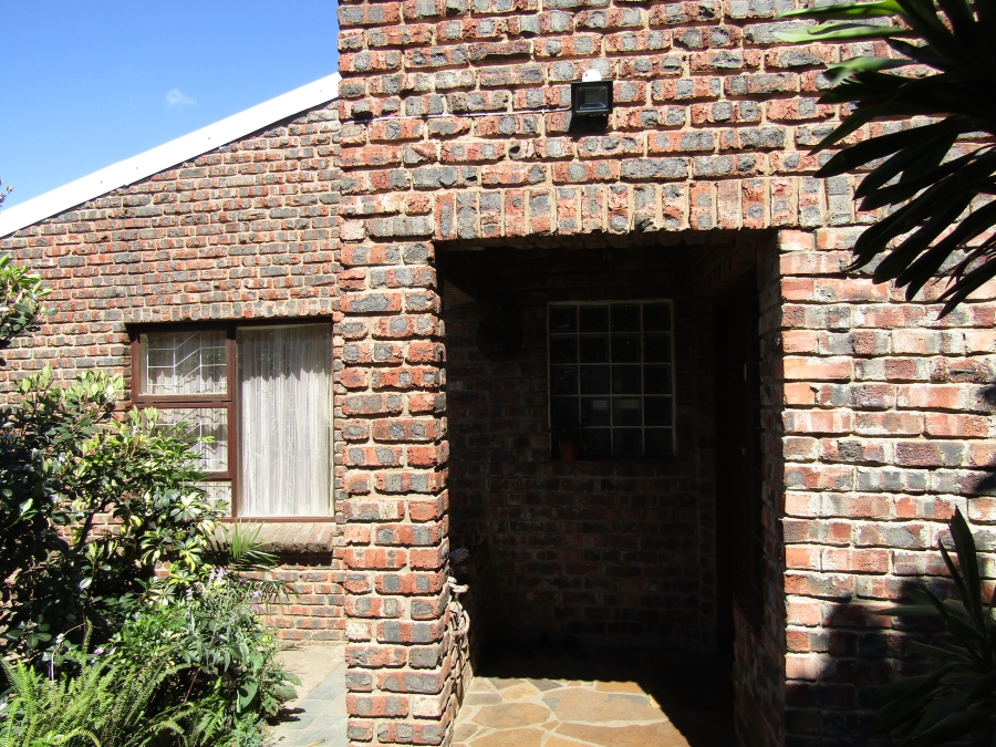 4 Bedroom Property for Sale in Kruisfontein Eastern Cape